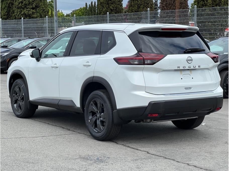 2026 Nissan Rogue 2026.5 SV