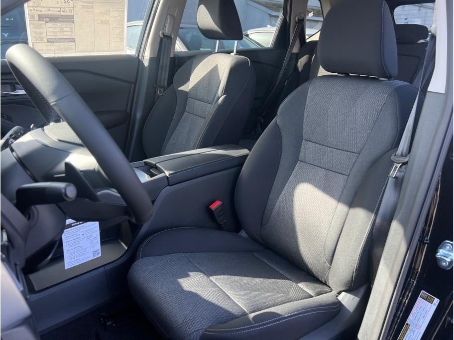 2026 Nissan Rogue SV Sport Utility 4D