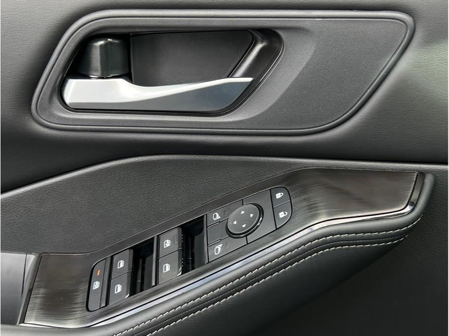 2026 Nissan Rogue 2026.5 SV