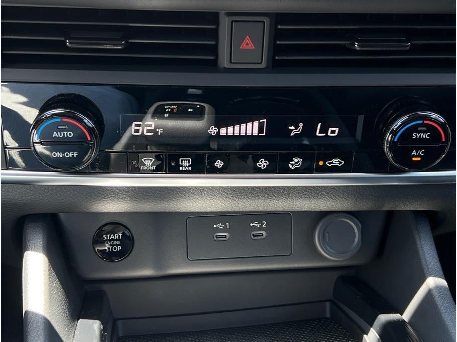 2026 Nissan Rogue 2026.5 SV