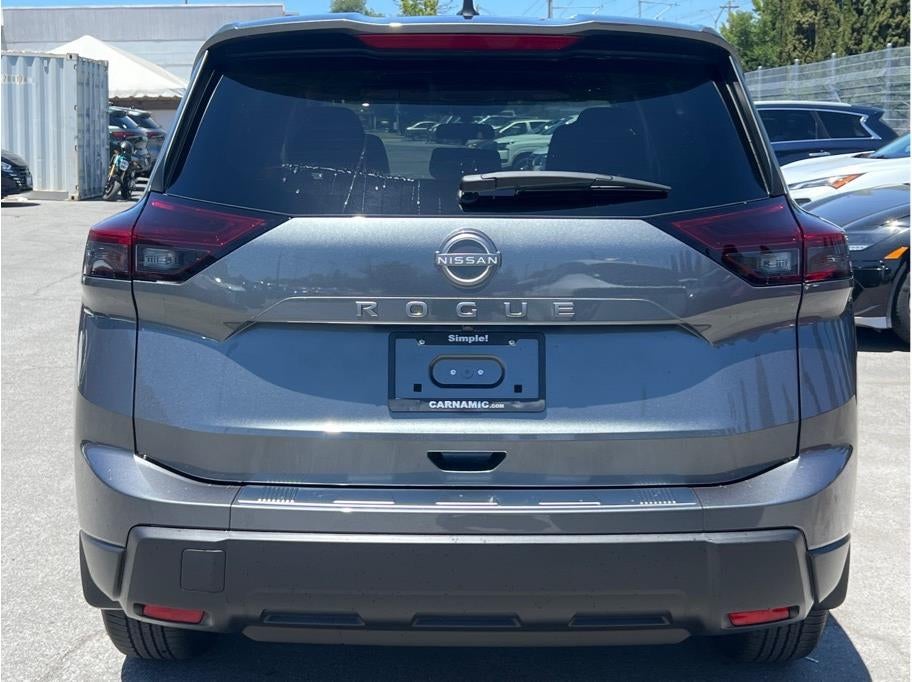2026 Nissan Rogue 2026.5 SV