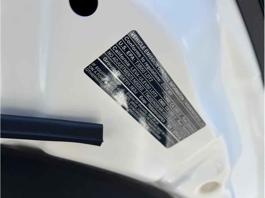 2026 Nissan Rogue SV