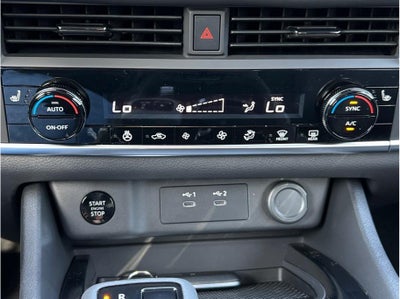 2026 Nissan Rogue 2026.5 SV