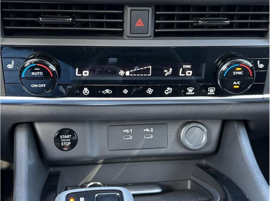 2026 Nissan Rogue 2026.5 SV