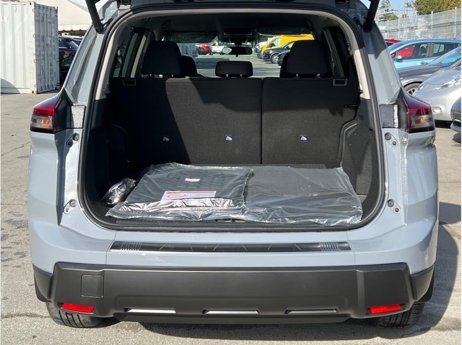 2026 Nissan Rogue 2026.5 SV