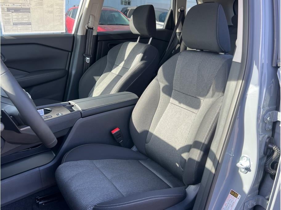 2026 Nissan Rogue 2026.5 SV