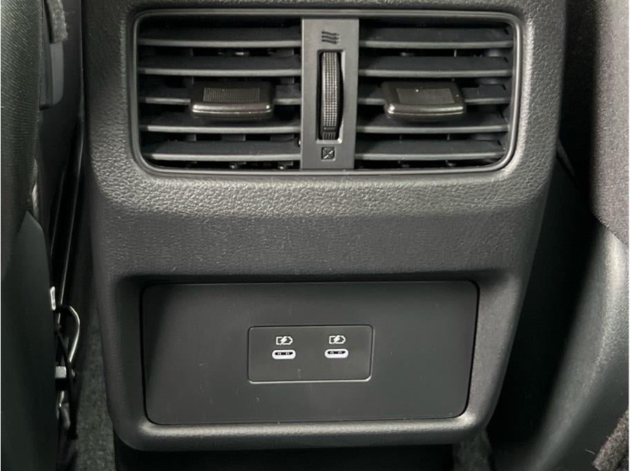 2026 Nissan Rogue SV Sport Utility 4D