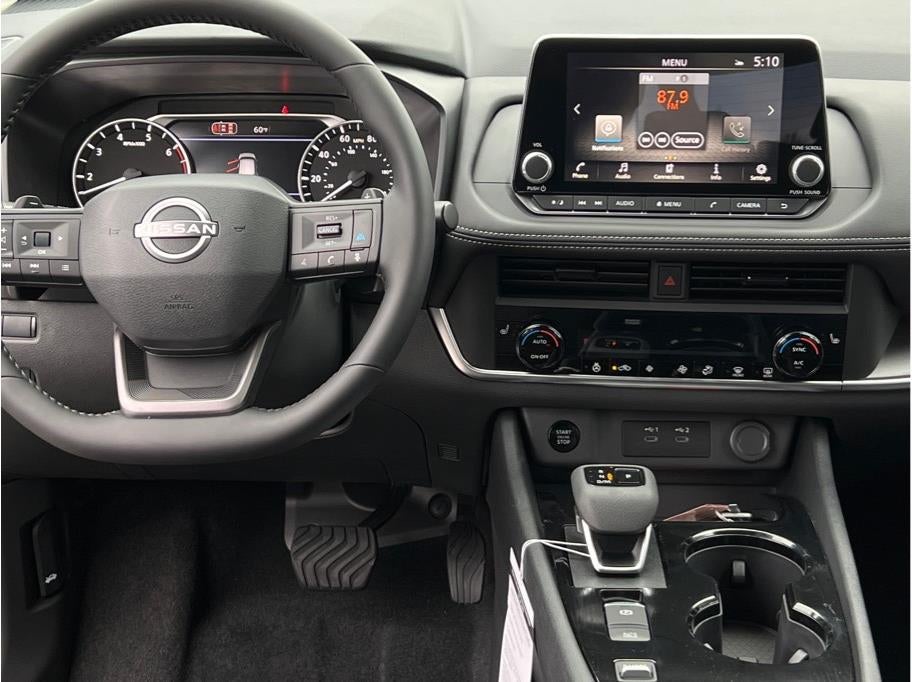 2026 Nissan Rogue SV Sport Utility 4D