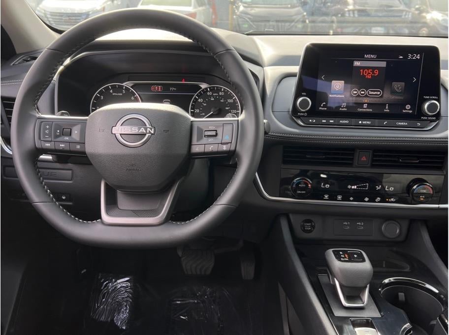 2027 Nissan Rogue SV
