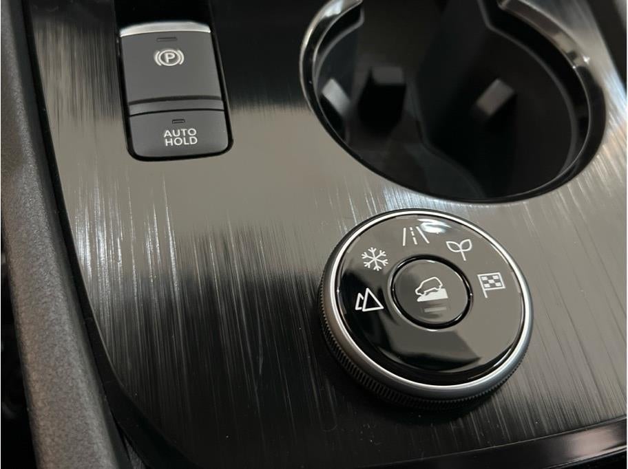 2026 Nissan Rogue SV Sport Utility 4D