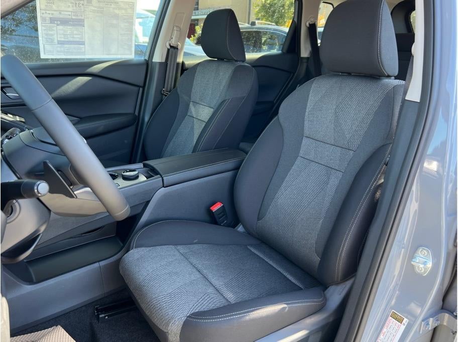 2026 Nissan Rogue SV Sport Utility 4D