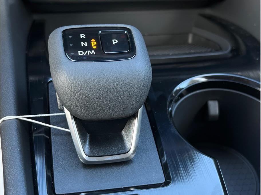 2026 Nissan Rogue SV Sport Utility 4D