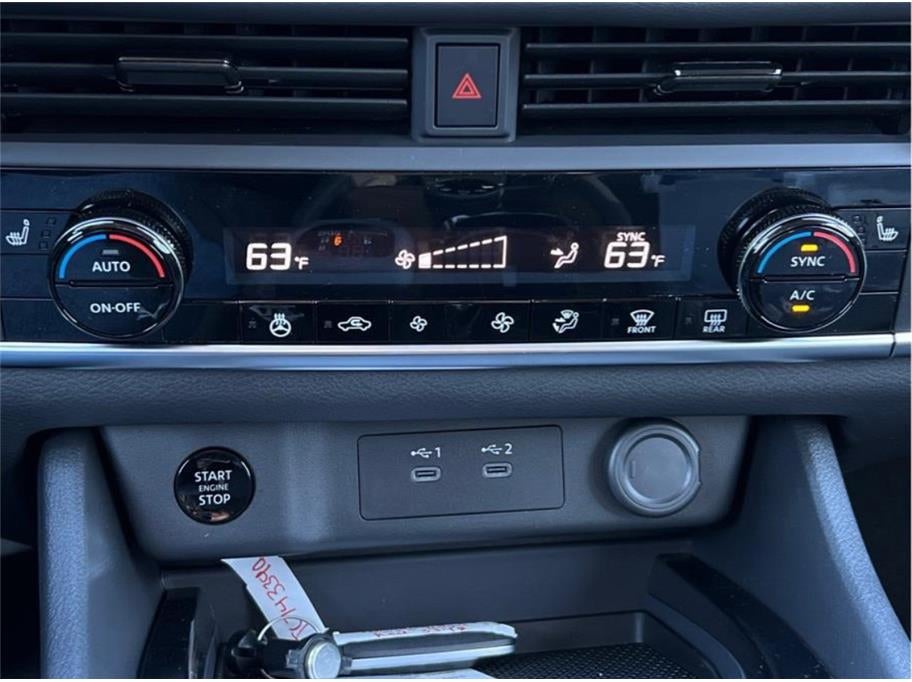 2026 Nissan Rogue SV Sport Utility 4D