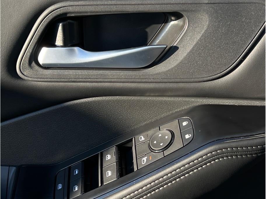 2026 Nissan Rogue SV Sport Utility 4D