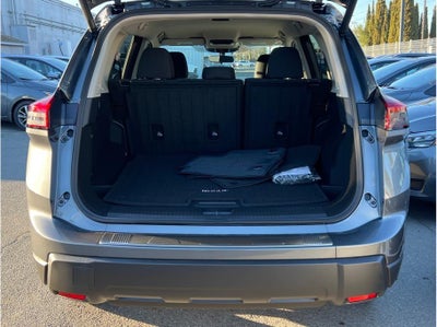 2026 Nissan Rogue SV Sport Utility 4D