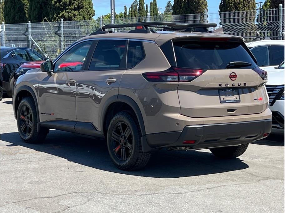 2026 Nissan Rogue Rock Creek