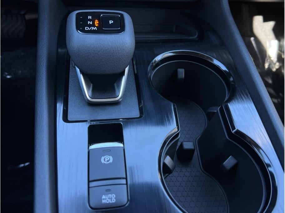 2027 Nissan Rogue SV