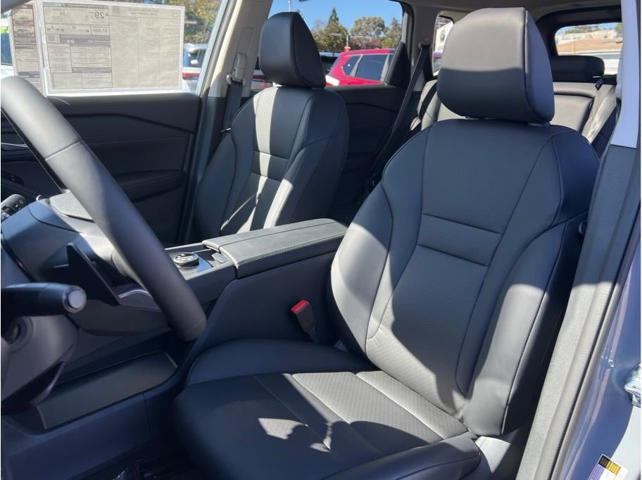 2027 Nissan Rogue SV