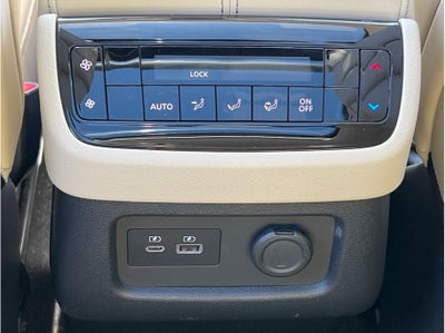 2023 INFINITI QX60 LUXE Sport Utility 4D