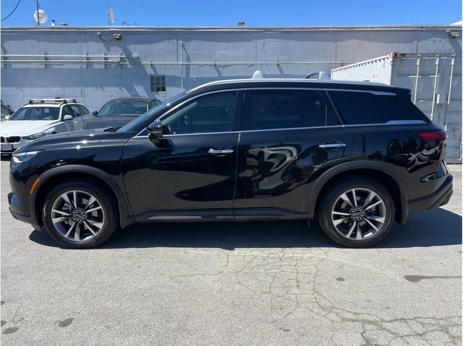 2023 INFINITI QX60 LUXE Sport Utility 4D