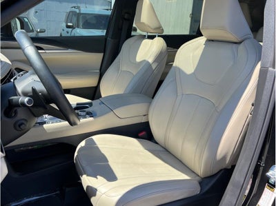 2023 INFINITI QX60 LUXE Sport Utility 4D