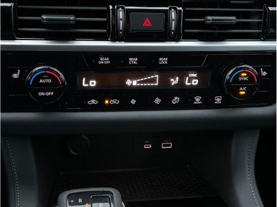 2025 Nissan Pathfinder SV Sport Utility 4D