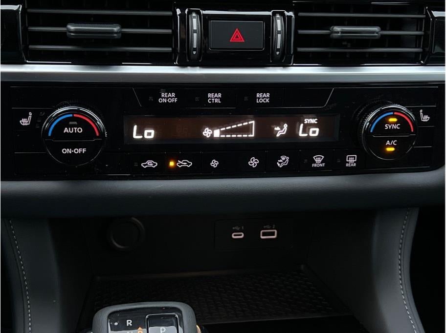 2025 Nissan Pathfinder SV Sport Utility 4D