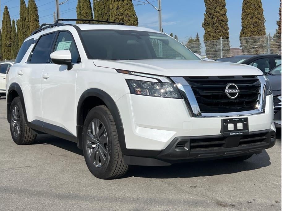 2025 Nissan Pathfinder SV Sport Utility 4D