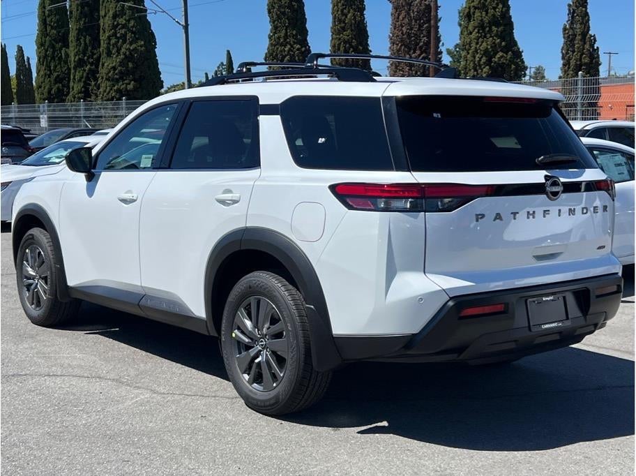 2026 Nissan Pathfinder SV Sport Utility 4D