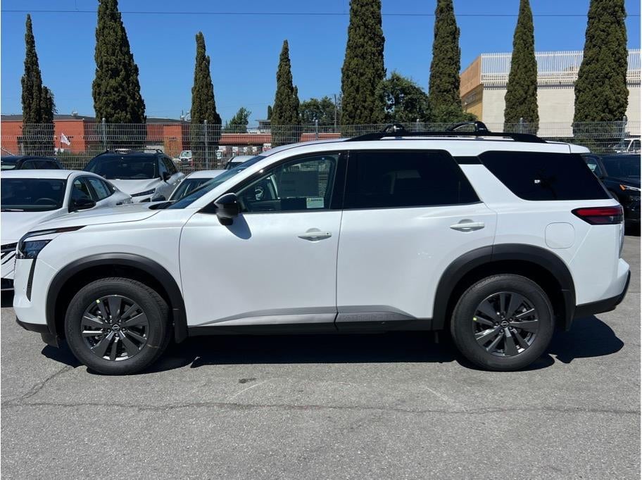 2026 Nissan Pathfinder SV Sport Utility 4D