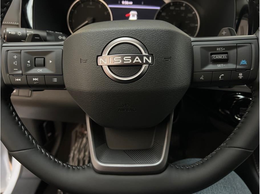 2026 Nissan Pathfinder SV AWD