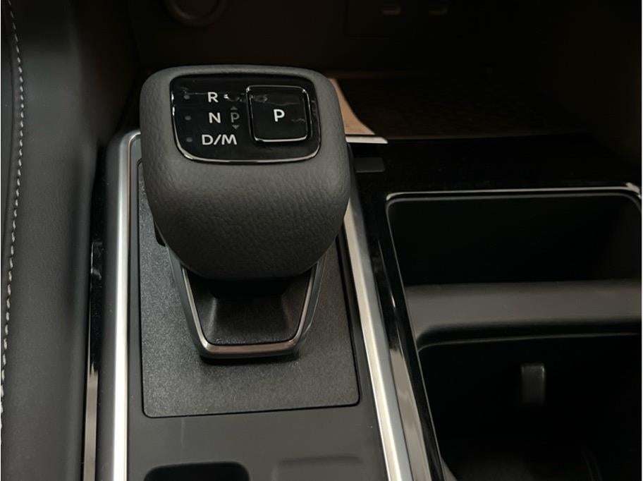 2026 Nissan Pathfinder SV AWD