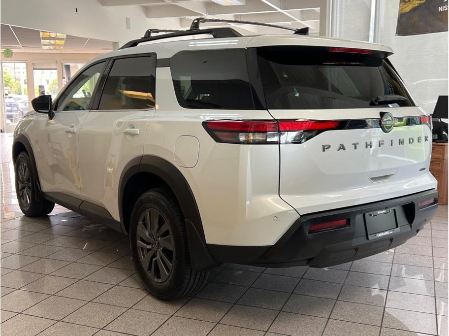 2026 Nissan Pathfinder SV AWD