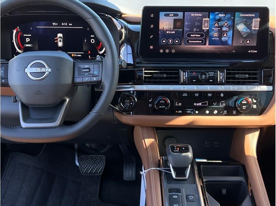 2026 Nissan Pathfinder Platinum Sport Utility 4D