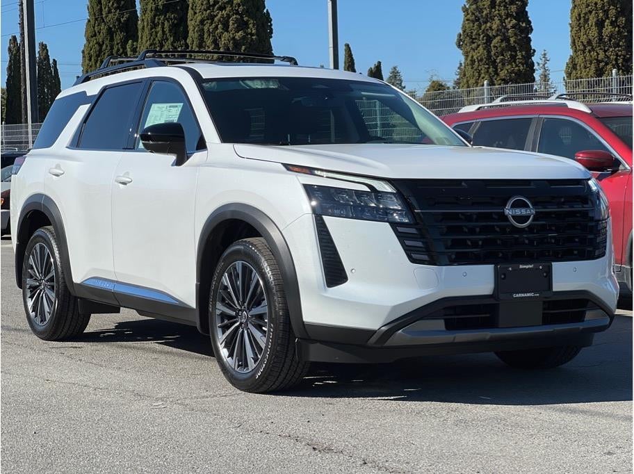 2026 Nissan Pathfinder Platinum Sport Utility 4D