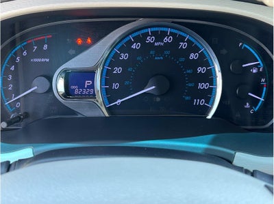 2014 Toyota Sienna XLE Minivan 4D