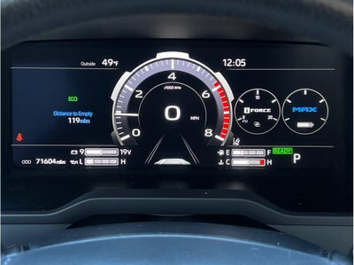 2022 Toyota Tundra Hybrid CrewMax Limited Pickup 4D 5 1/2 ft