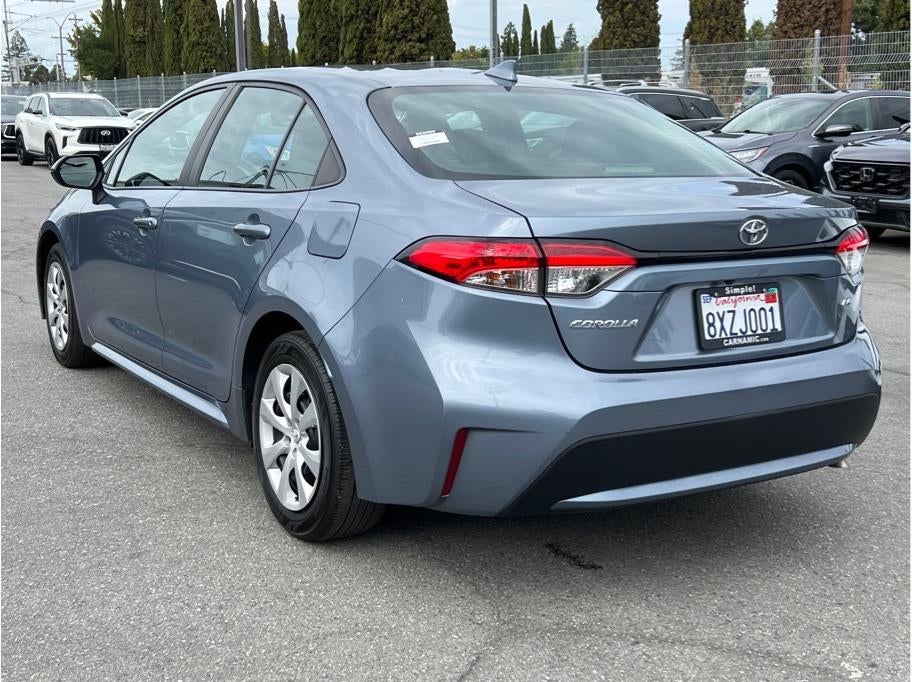 2022 Toyota Corolla LE Sedan 4D