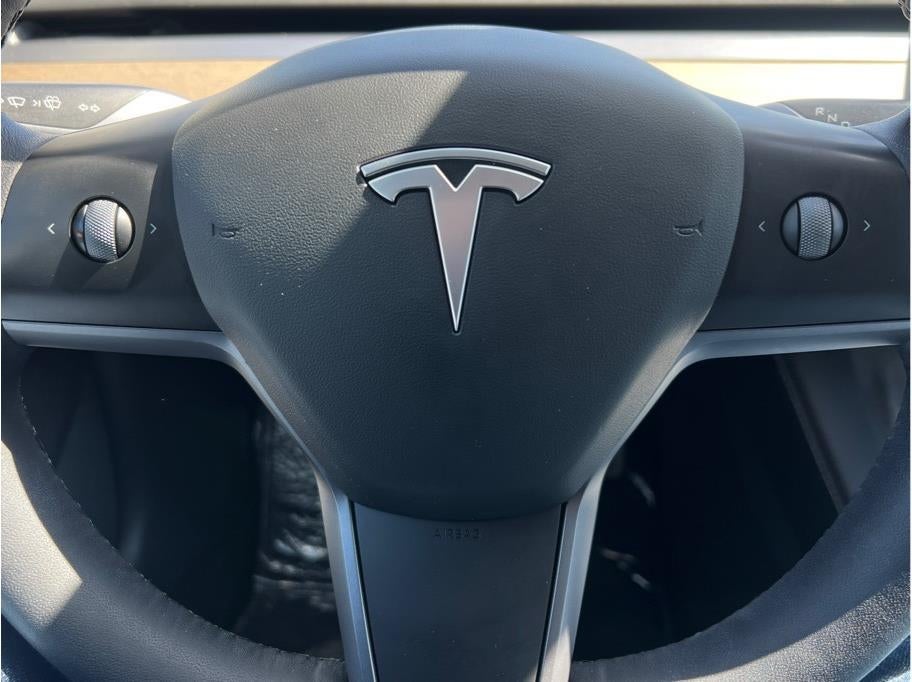 2022 Tesla Model 3 Long Range Sedan 4D