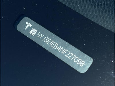 2022 Tesla Model 3 Long Range Sedan 4D