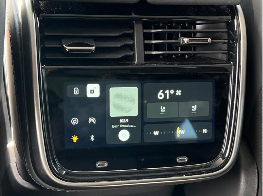 2024 Rivian R1S Dual Motor Large Pack