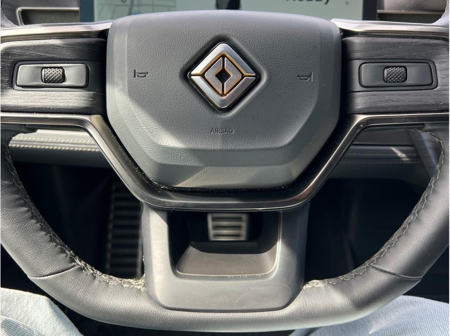 2024 Rivian R1S Dual Motor Large Pack