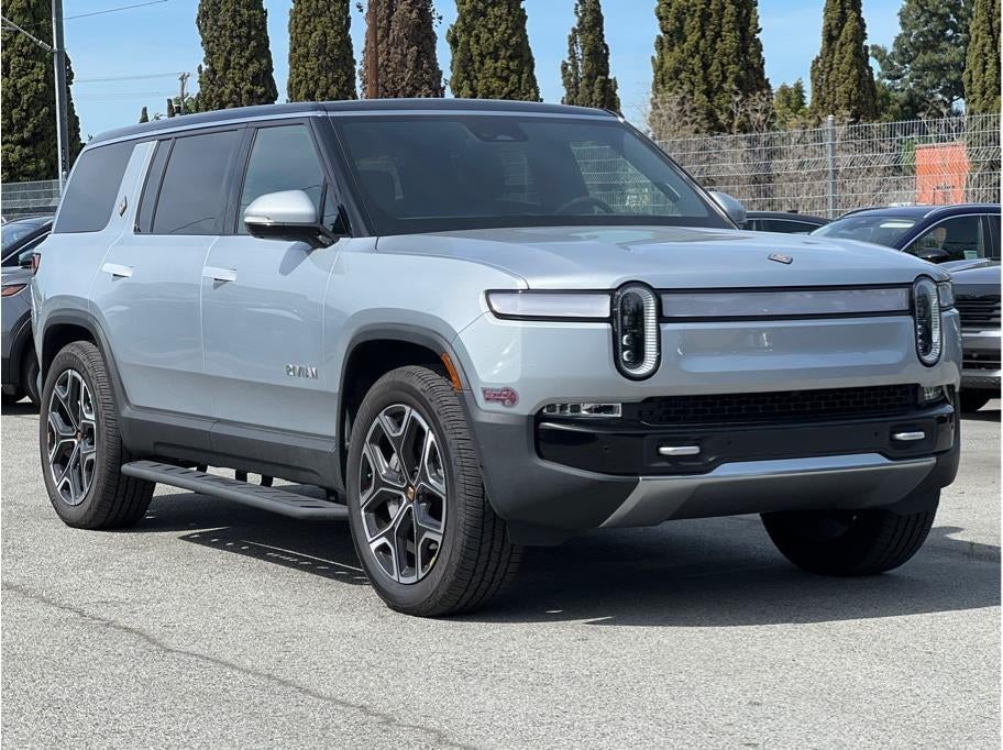2024 Rivian R1S Dual Motor Large Pack