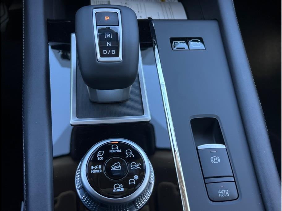 2026 Nissan Rogue Plug-in Hybrid SL Sport Utility 4D