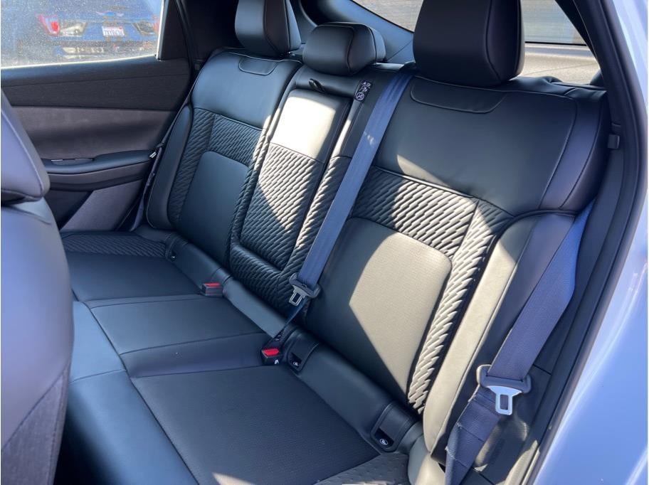 2026 Nissan LEAF PLATINUM PLUS Hatchback 4D