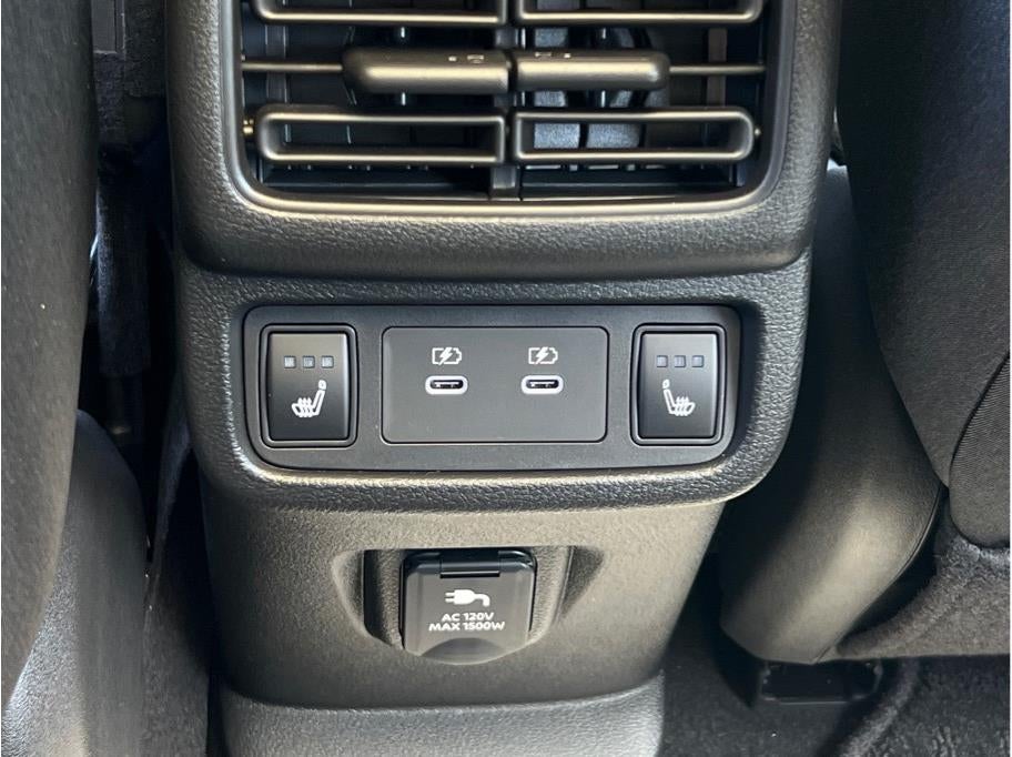 2026 Nissan Leaf Platinum+