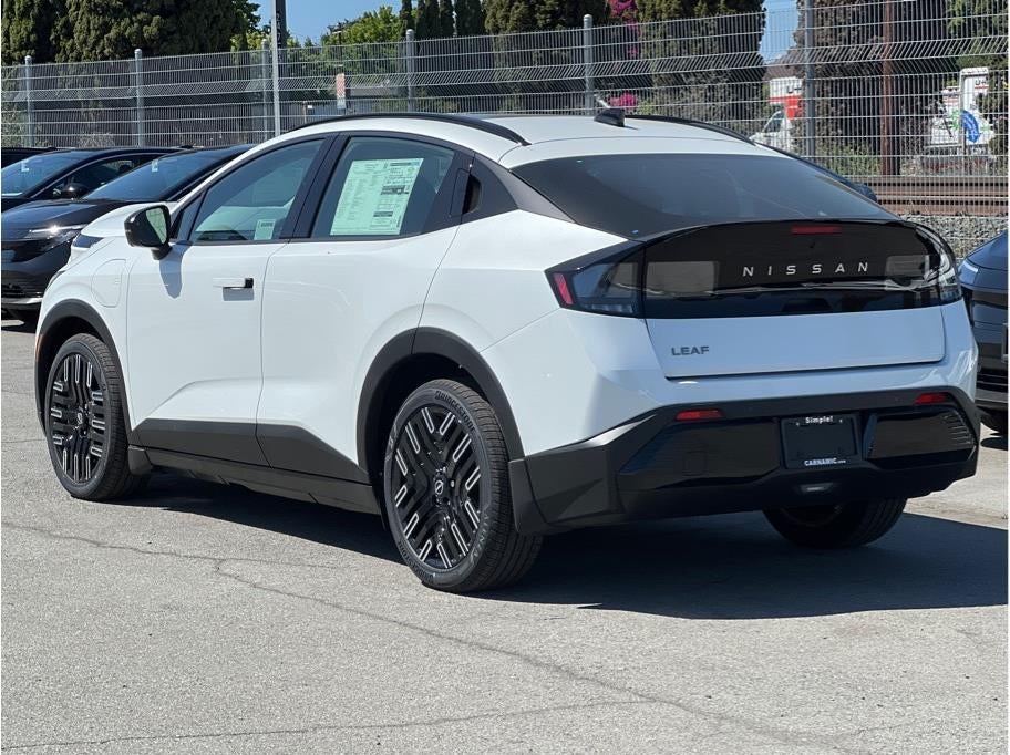 2026 Nissan Leaf Platinum+