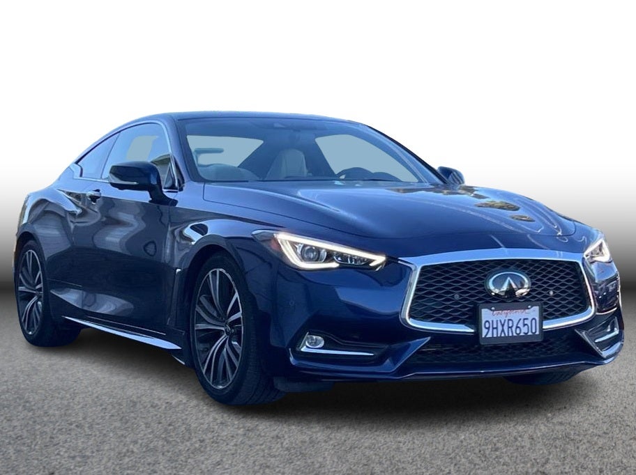 2022 INFINITI Q60 LUXE Coupe 2D