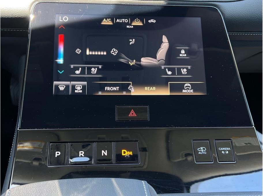 2025 INFINITI QX80 SENSORY Sport Utility 4D