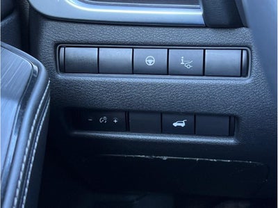 2022 Nissan Rogue Platinum Sport Utility 4D